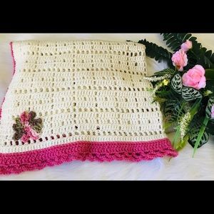 Crochet Baby Car Seat Cover For Cutie Girls!